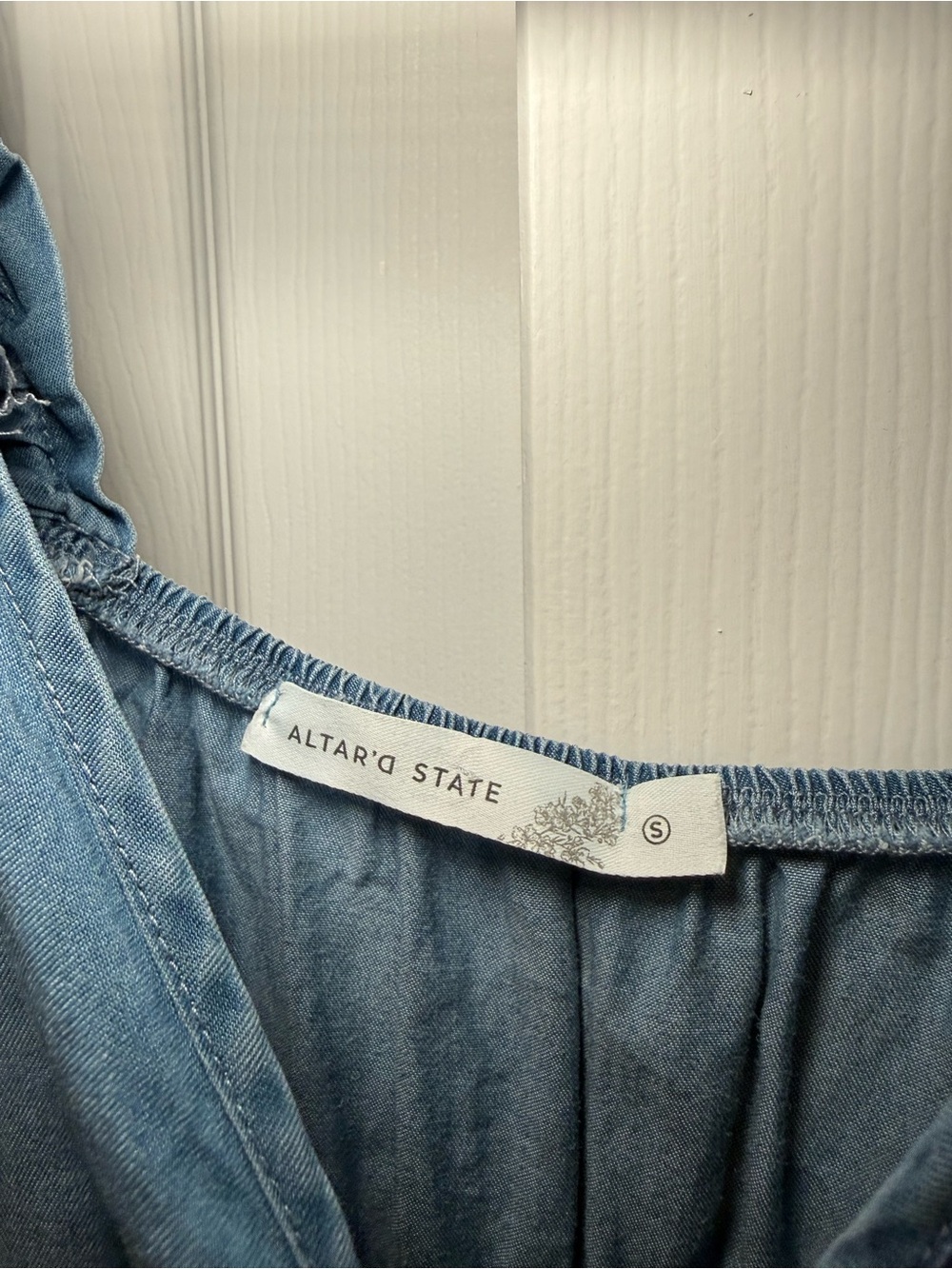 Altar’d State Boho Chambray Denim Ruffle Tiered Mini Dress Size S - Picture 2 of 3